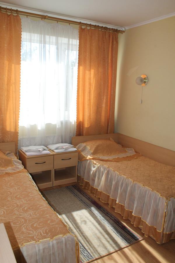 Hotel Belarus Гродно Екстер'єр фото
