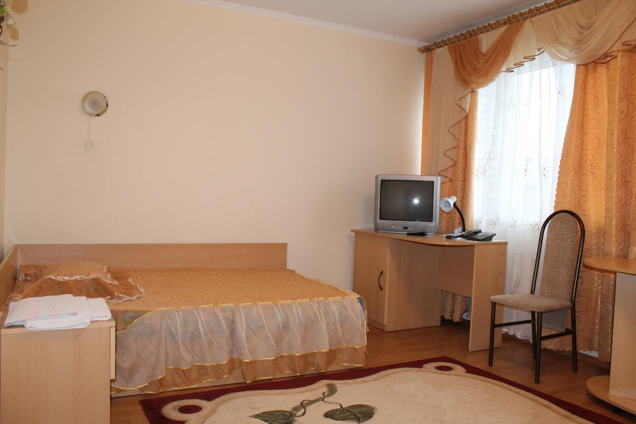 Hotel Belarus Гродно Екстер'єр фото
