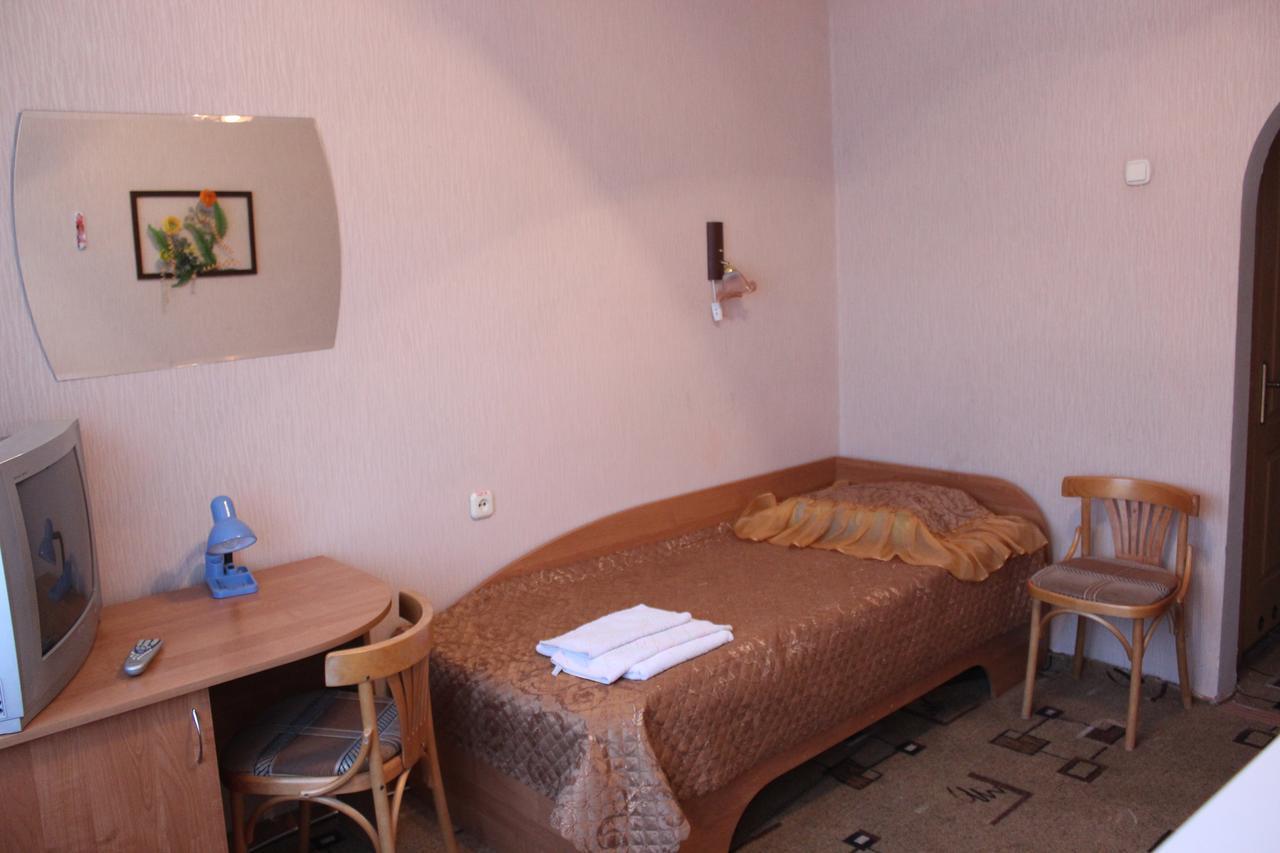 Hotel Belarus Гродно Екстер'єр фото